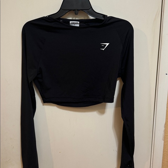 Gymshark Tops - Gymshark athletic Black Long Sleeve Women's Crop Top Size S